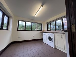 Photo 19- click for photo gallery